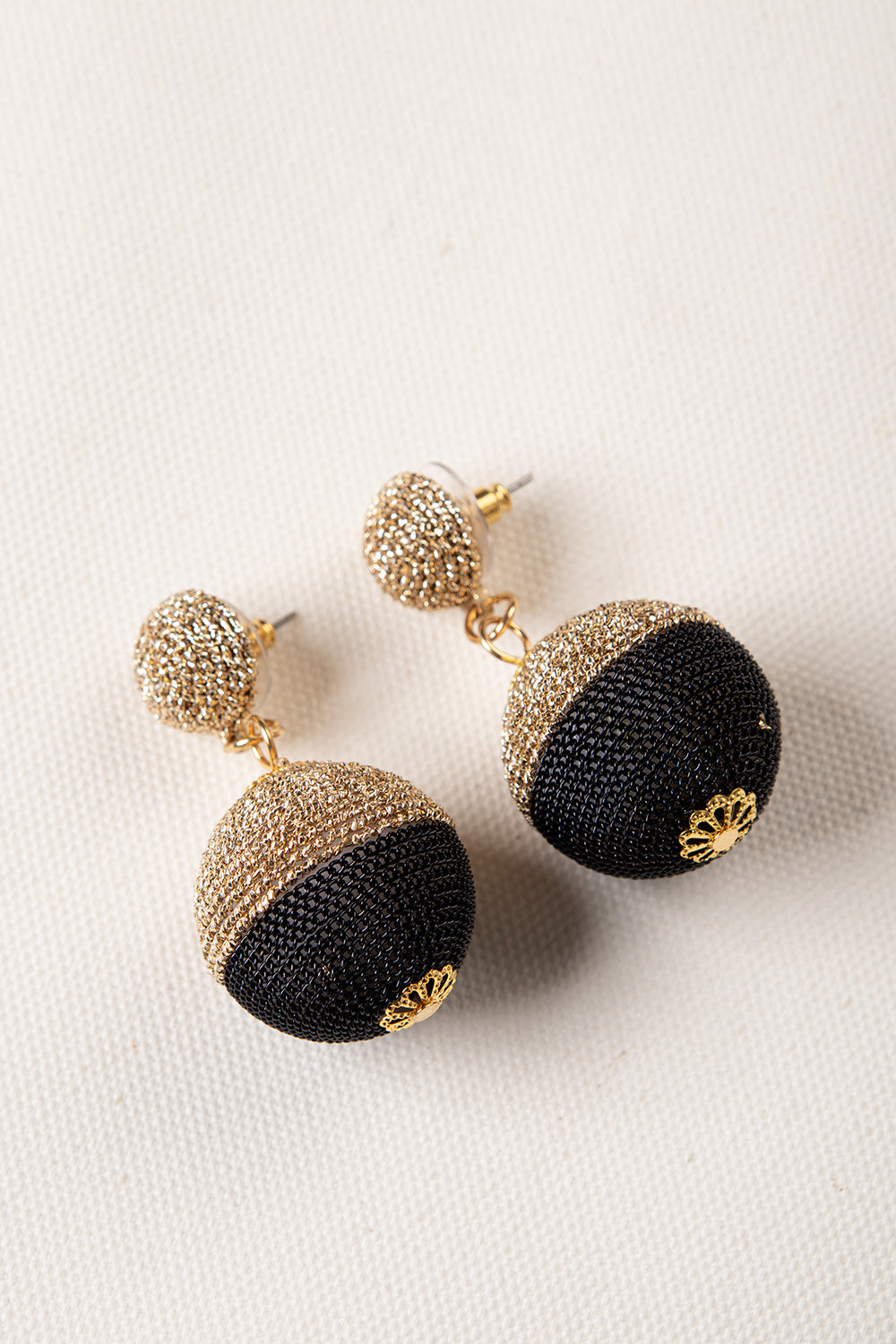 Festive Sphere Earrings Black- 18K Gold Plated