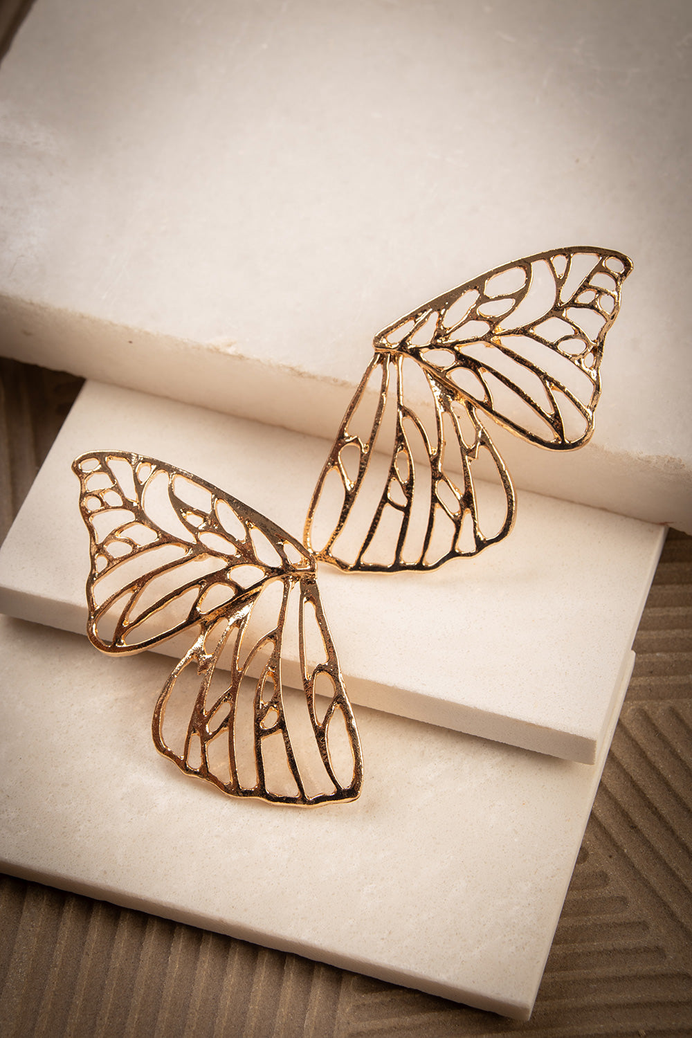 Exaggerated Hollow Butterfly Wings Shaped earrings