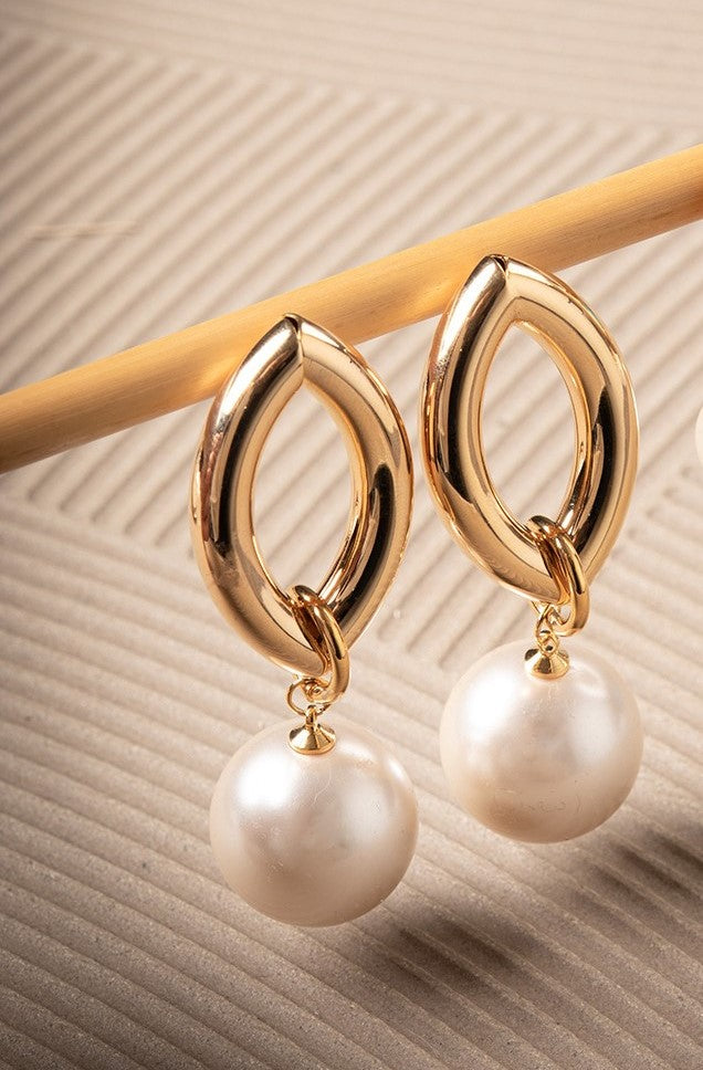 Gilded Leaf Cascade Pearl Earrings- 18K Gold Plated